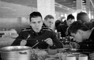 5 блюд из армейской столовой, которые больше всего не любили советские срочники